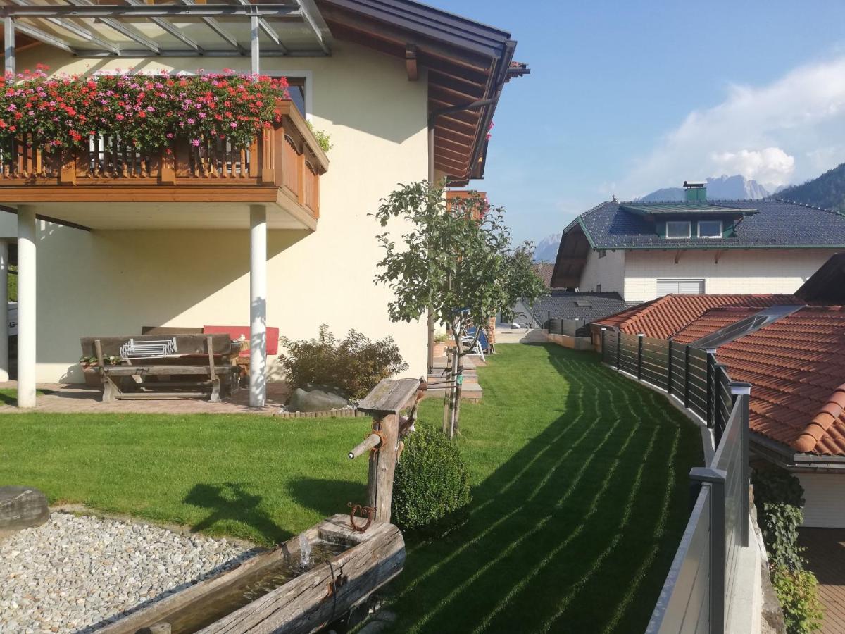 Haus Grünbacher Lienz Exterior foto